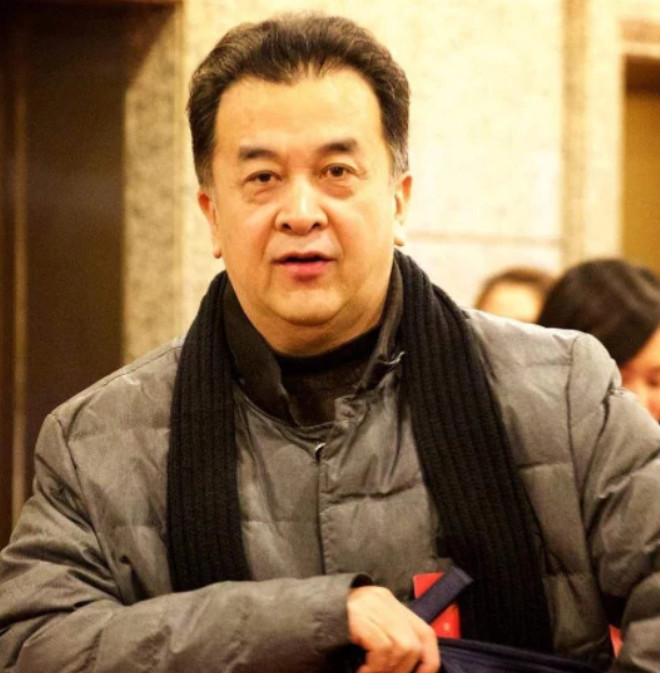 和黄宏相比现在有很多小品演员还有一定差距,在他的身上有太多值得人