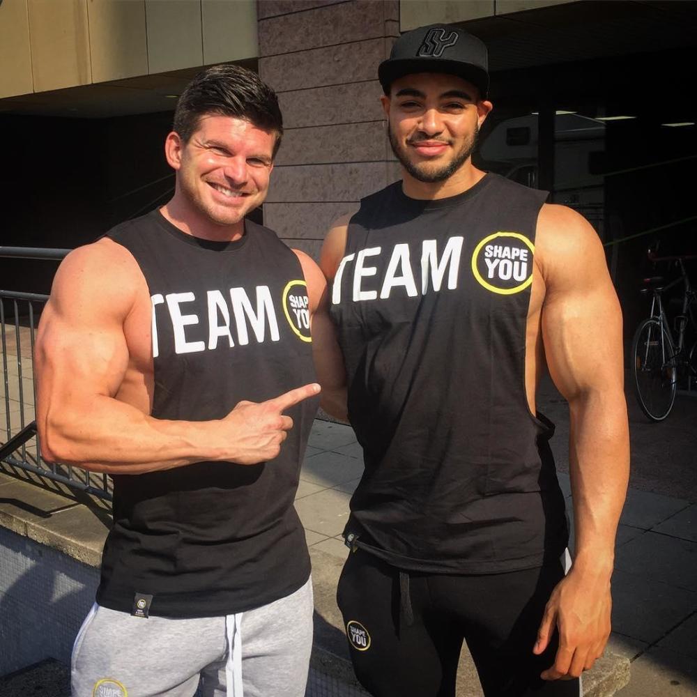 如何利用哑铃俯身划船,增加肌肉充血感?做好这