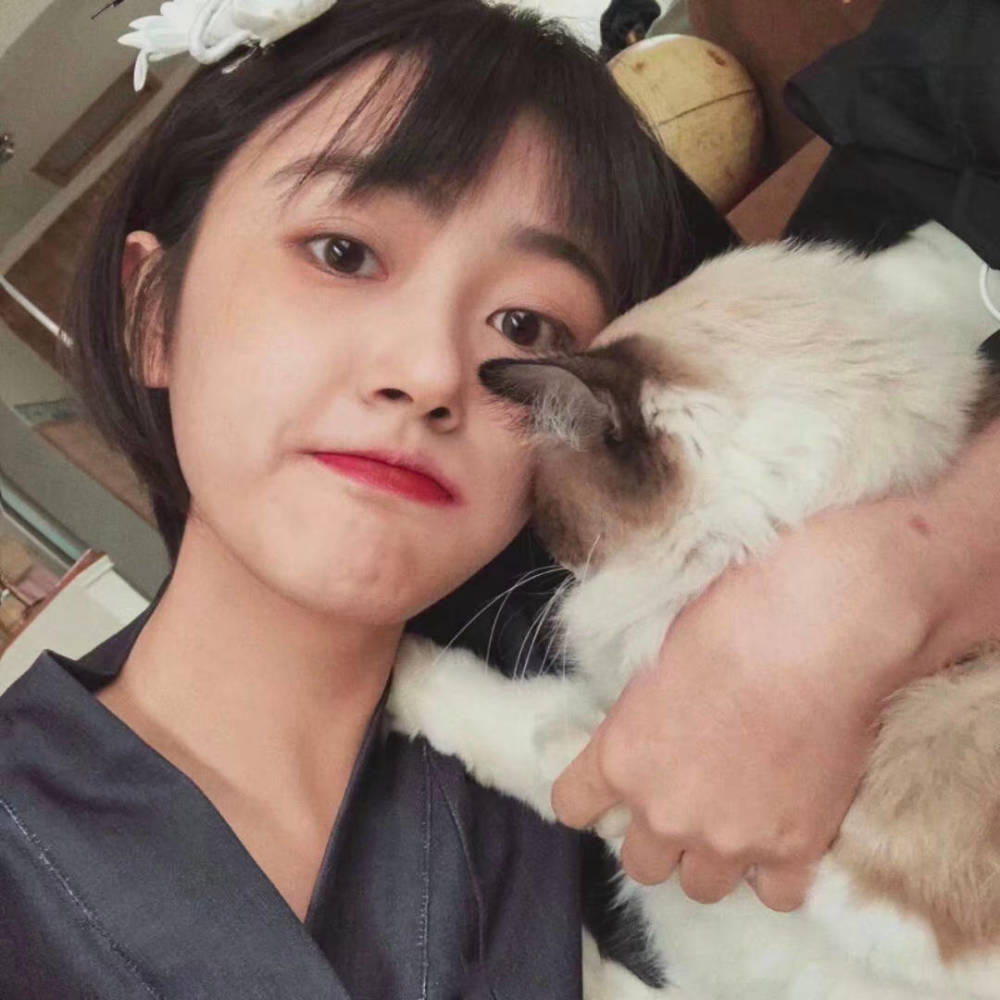 短发,女生,00后,学生党,发型