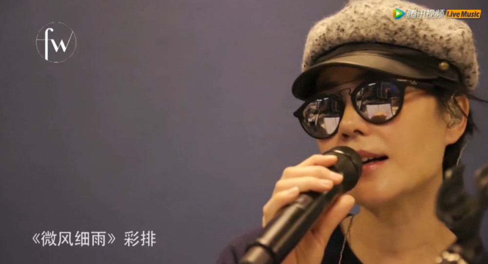 彩排直播粤语京片子转换无压力 张亚东现场坐