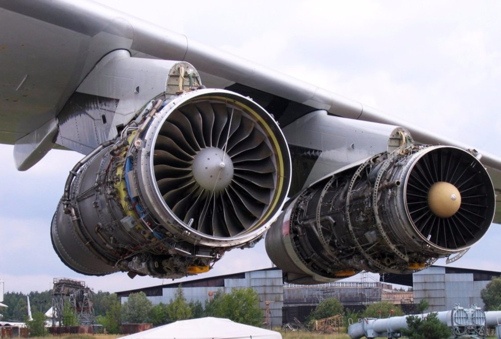涡扇-10最大推力14吨,推力高达61吨的航空发动机是什么概念?
