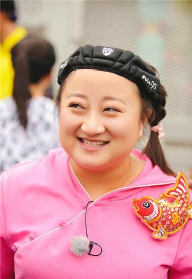 《全员加速中》热播 臧洪娜不靠身材拼"颜值"