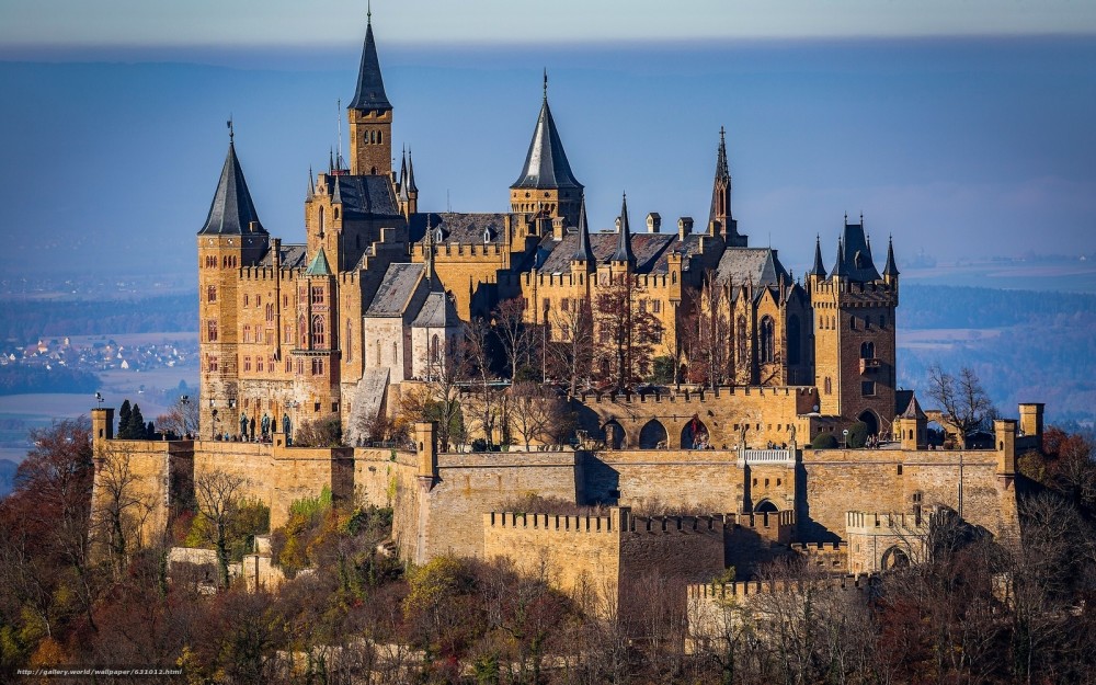 它是欧洲城堡最多的国家,这里有最有趣的:猫堡和鼠堡!