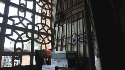 銀行行長(zhǎng)全家遭滅門(mén) 嫌犯18年后現(xiàn)身系一落馬官員