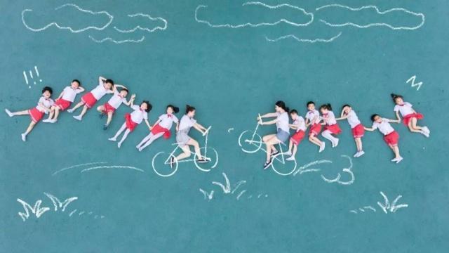 幼儿园毕业照,表情萌萌哒,爸爸妈妈你们觉得ok吗?