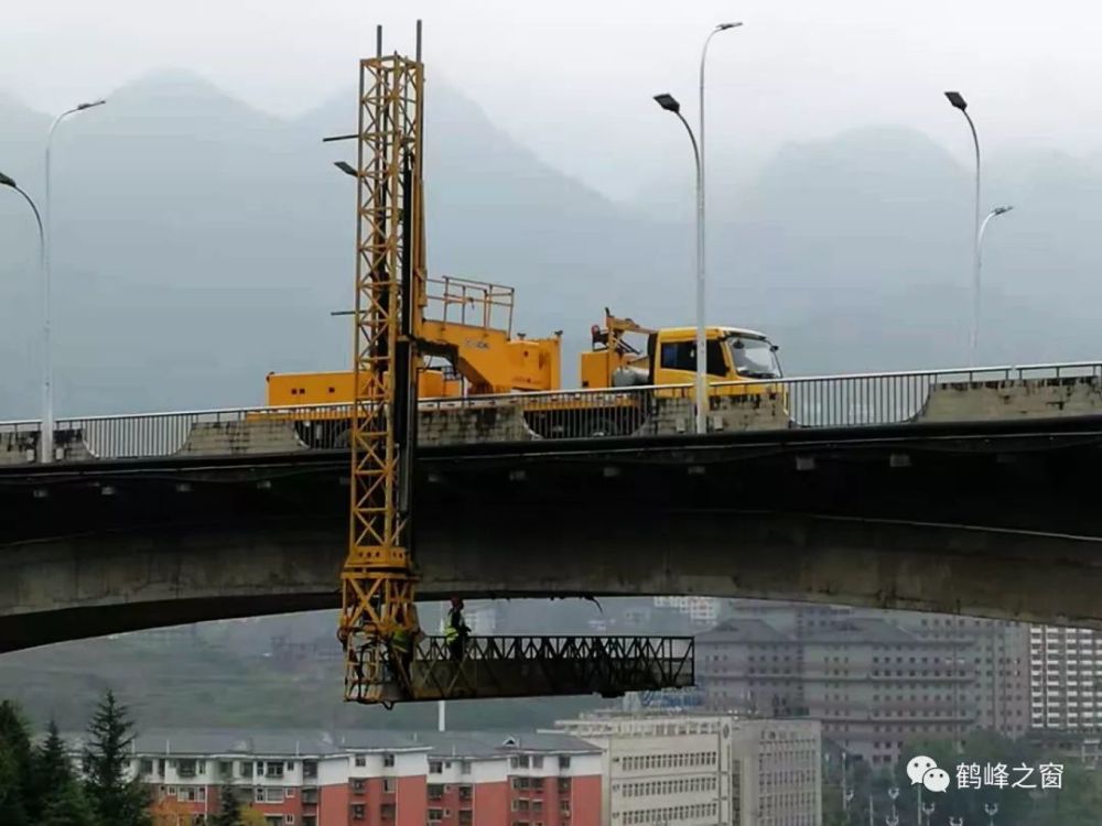 鹤峰公路四通八达,你知道全县跨越沟壑的桥梁有多少座吗?