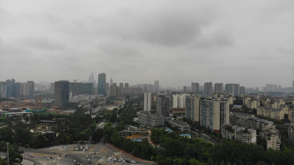 航拍贵州贵阳观山湖区一角,看看这是哪个位置?