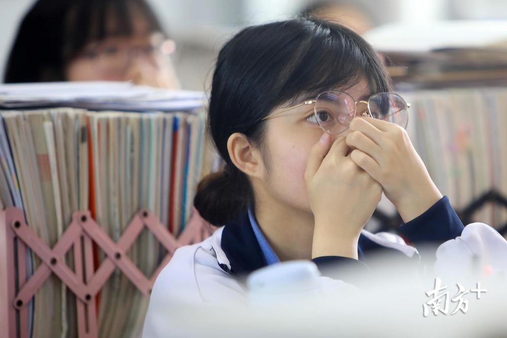 全国高考进入倒计时,探访深圳高三"最后一课"