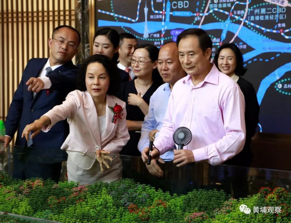 星河湾老板表态:将黄埔萝峰村打造成全球旧改标杆!