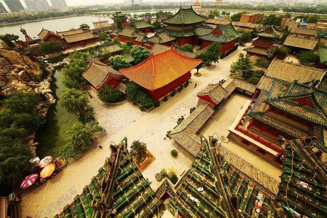 早在公元775年,王贲就曾引鸿沟水淹大梁,中国当时最富庶的城市魏都