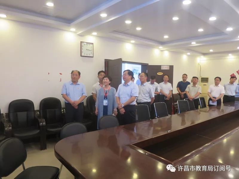 鄢陵县政府县长李东岭就高考工作现场办公