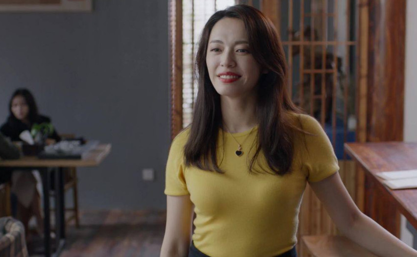这几年霸道总裁系列的电视剧特别火爆,比如《都挺好》中的苏明玉.