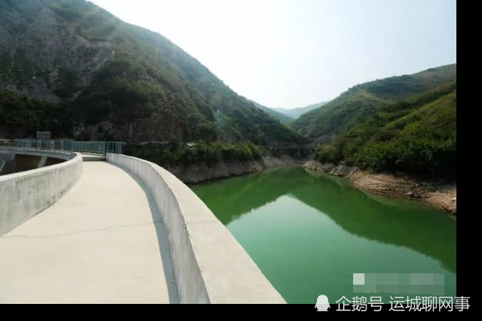 运城南山上的这个水库,吹山风看水景,心轻扬