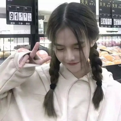 ins·至尊·女生头像,每张都优质精选,男神看到"拔不动腿"