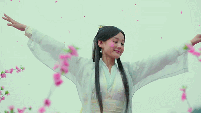 古装美人轻功从天而降,辛十四娘最仙,就服最后一个又累又美