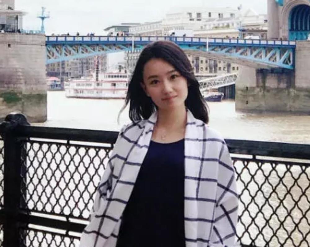 唯一一个考上清华大学的童星,得知真实成绩后,本科生彻底服了!