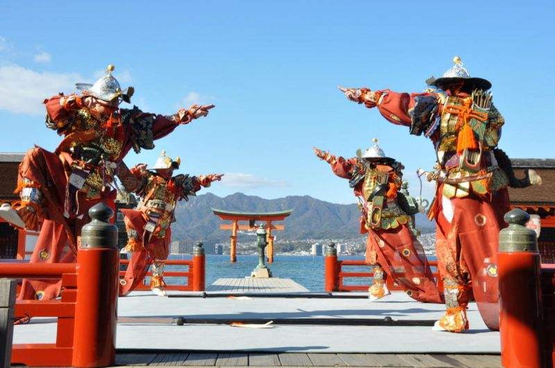 跟只会谈情说爱的陈情令比 魔道祖师动漫才是国内文化产品的良心 看点快报