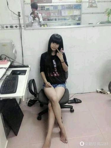 在中国工厂上班的越南妹 工资高有人追