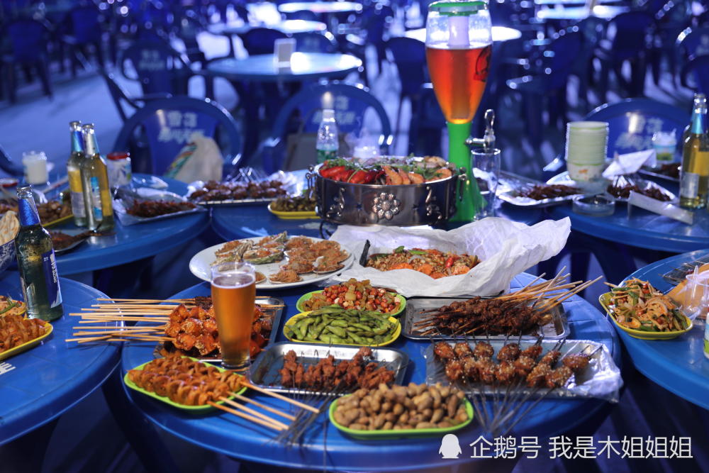 最受欢迎的夜市烧烤摊,烤肉烤鱼小龙虾,啤酒管到饱