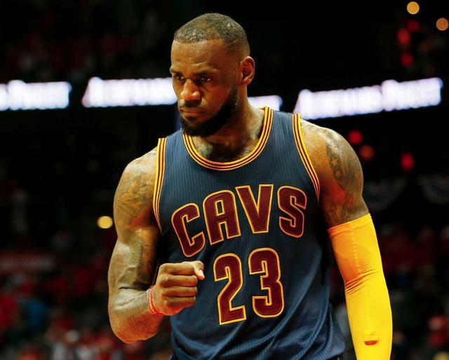 现役唯一能超4万分的球员詹姆斯,他或能超贾巴