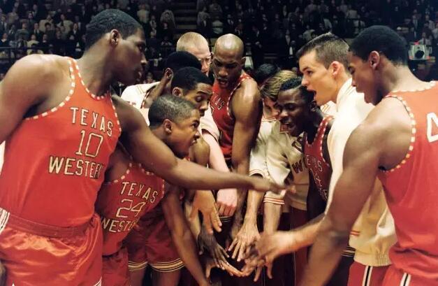 必看篮球大片!乔丹拯救世界阿伦自我救赎