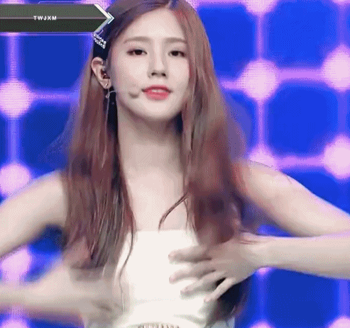 颜值如此优越,但韩国五代女团的美女总结却经常查无此延,拜托韩国小