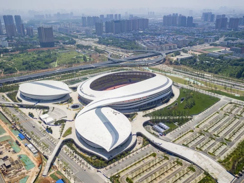 卫星航拍中国10大专业足球场,广州恒大足球场稳坐第一
