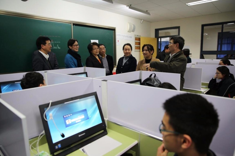 上海高考外语将一年两考 已建成听说测试标准