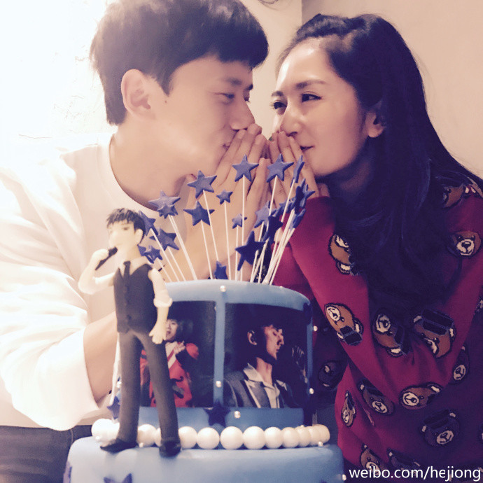 张杰34岁生日 谢娜告白:我的最爱