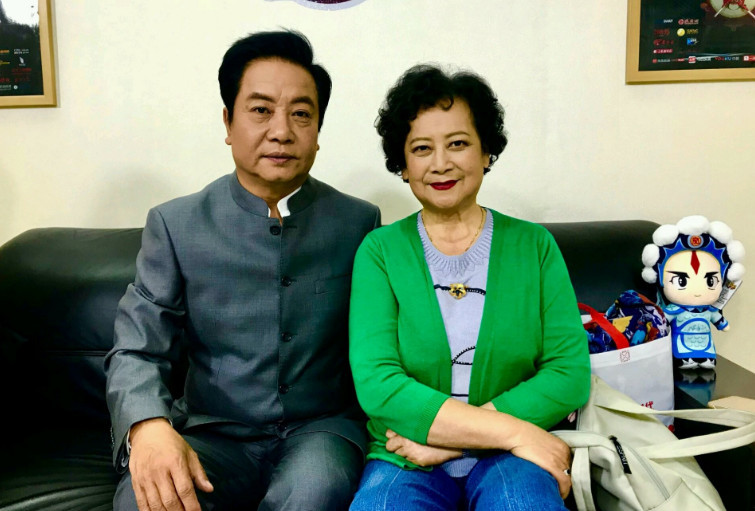 汪粤语观音左大玢合照