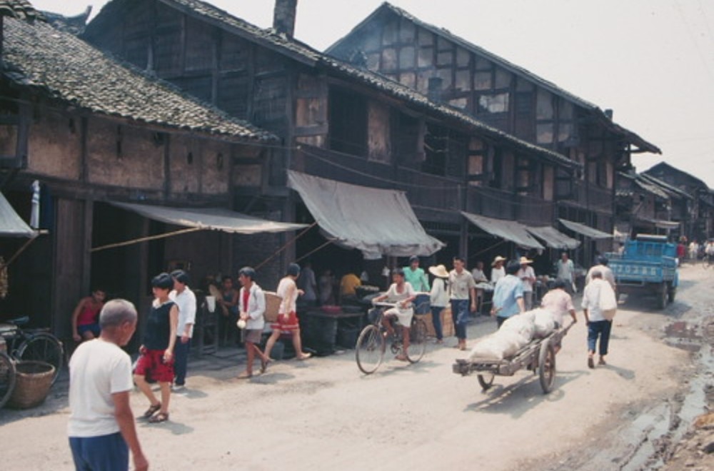 1986年的重庆大足:滑竿龙门阵,川味儿十足