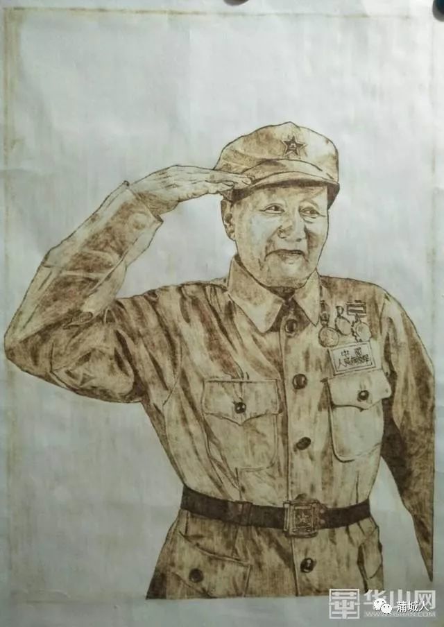 (蒲城台:武瑜 王娇)近段时间,老英雄张富清60多年深藏功名,一辈子