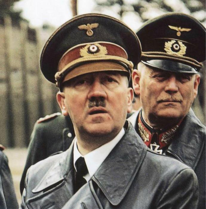 当了12年德国元首的希特勒,为何到死只有下士军衔?他是故意的
