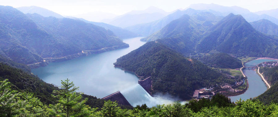 浙江衢州江山市最大的农村集市,是江山南大门,入选全国重点镇