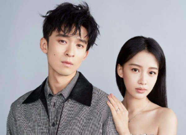 娱乐圈最年轻的明星夫妻,早早就结婚生娃,简直