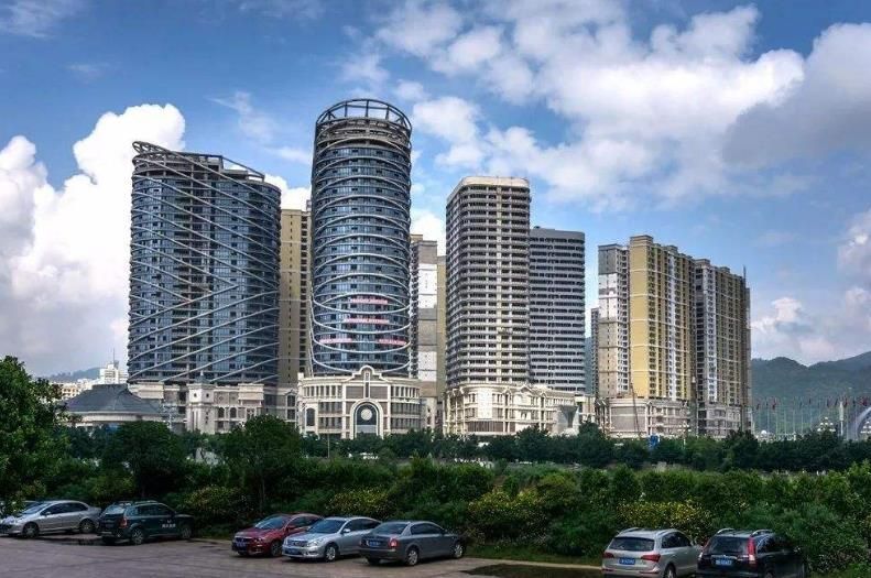 贵e兴义2022年通高铁,贵州最晚通高铁的城市,你来过这里吗
