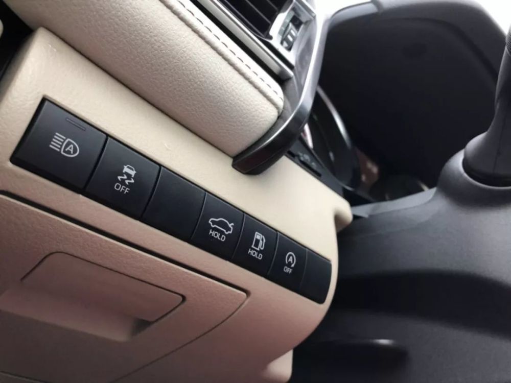 在高速燃烧技术,d-4s双喷射系统,电动连续可变气门正时机构,可变冷却