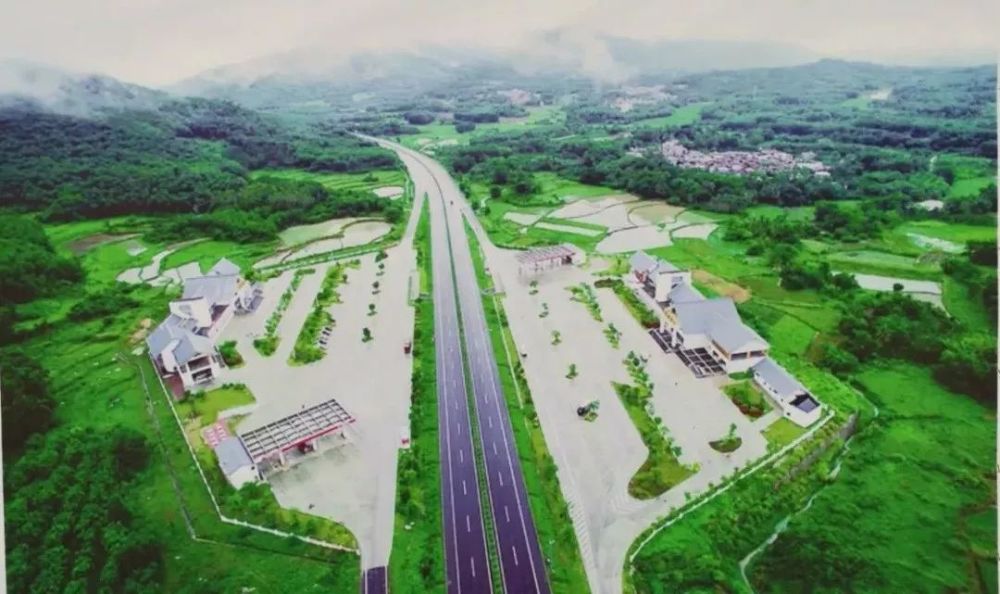 途经博白的浦北至北流清湾高速公路进展如何?最新消息