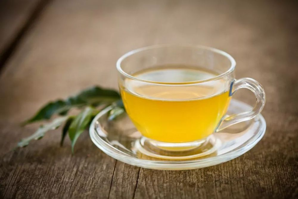 03 — 多 饮 茶 平时经常喝点代茶饮可以养心安神,助睡眠,有益心脏