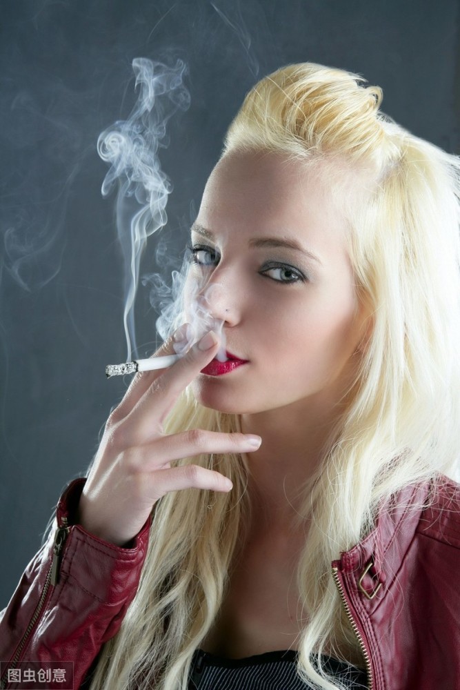 抽烟又喝酒的女人你会娶吗?