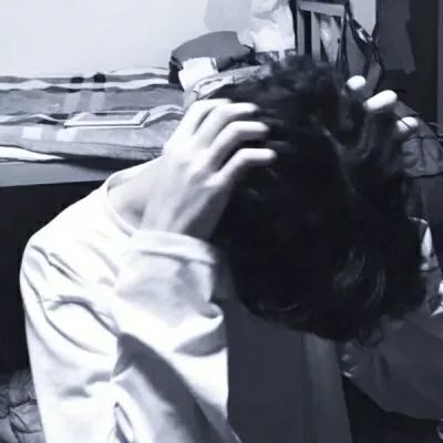 头像颓废伤感丧头像