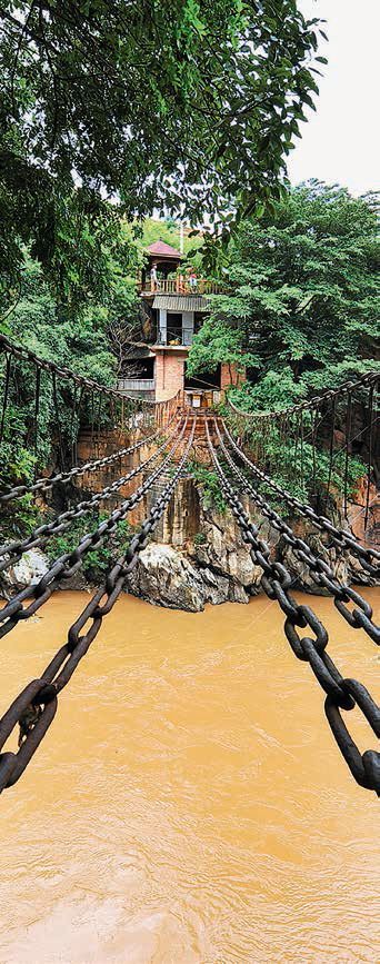 永德链子桥 茶马古道上的风雨桥