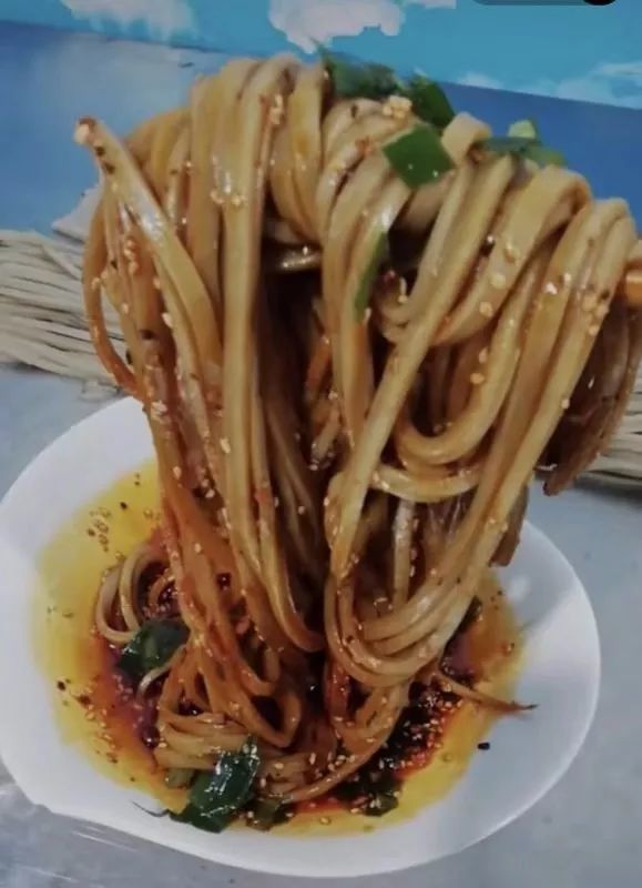 清水县第一家清真特色加盟店——正宗杨师傅燕面糅糅