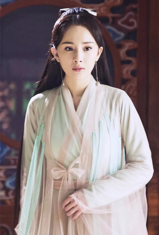 古装剧"天下第一美人",刘亦菲惊艳,杨幂温婉,而她实至