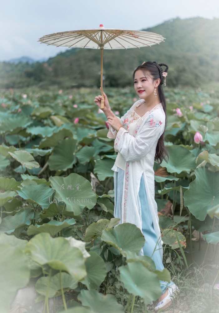 荷花小仙女