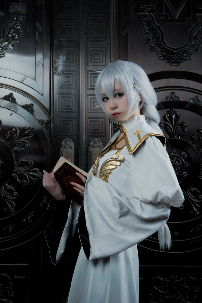 漂亮的苏辰小姐姐cosplay