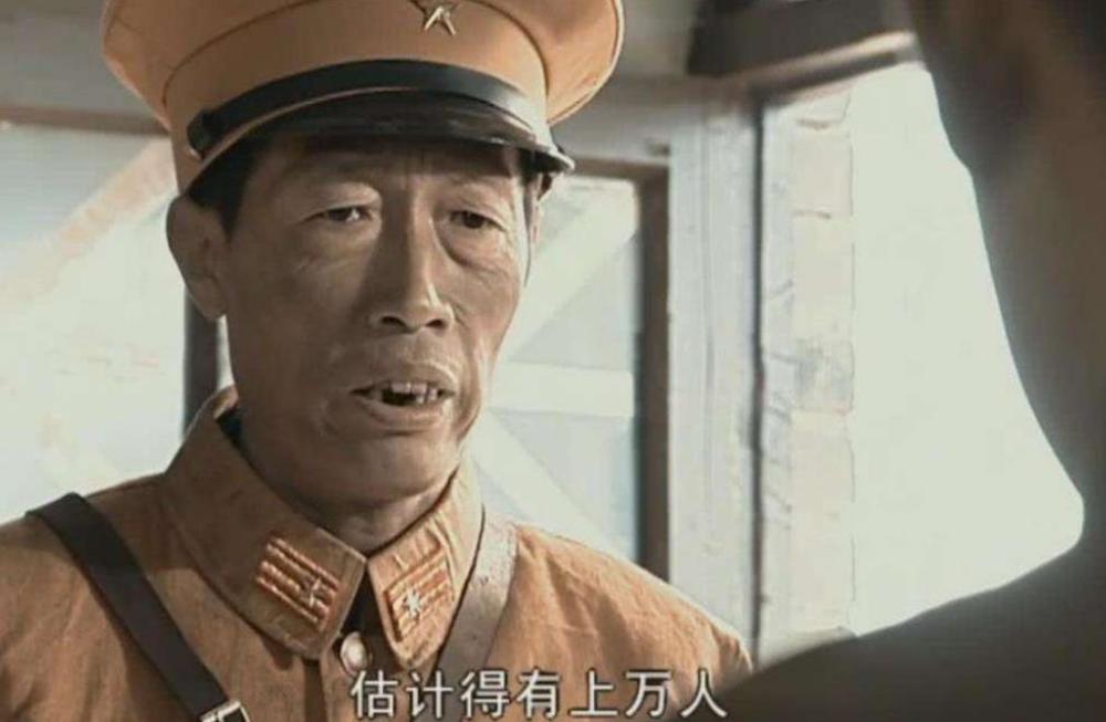 伪军汉奸忽悠日军,日军中计遭八路军埋伏,伪军:太君,你们撑住