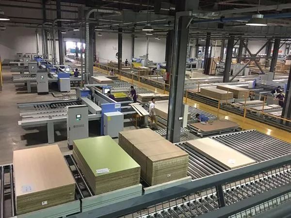 头部家具制造工厂都在做的一件事