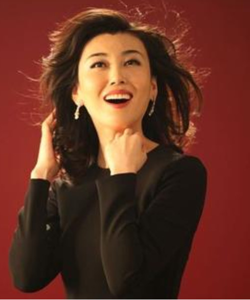 李红,主持人