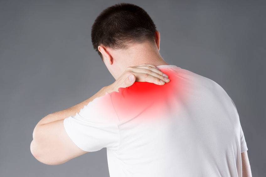 医生提醒:肩膀一处疼痛,别当成肩周炎对待,乙肝患者最